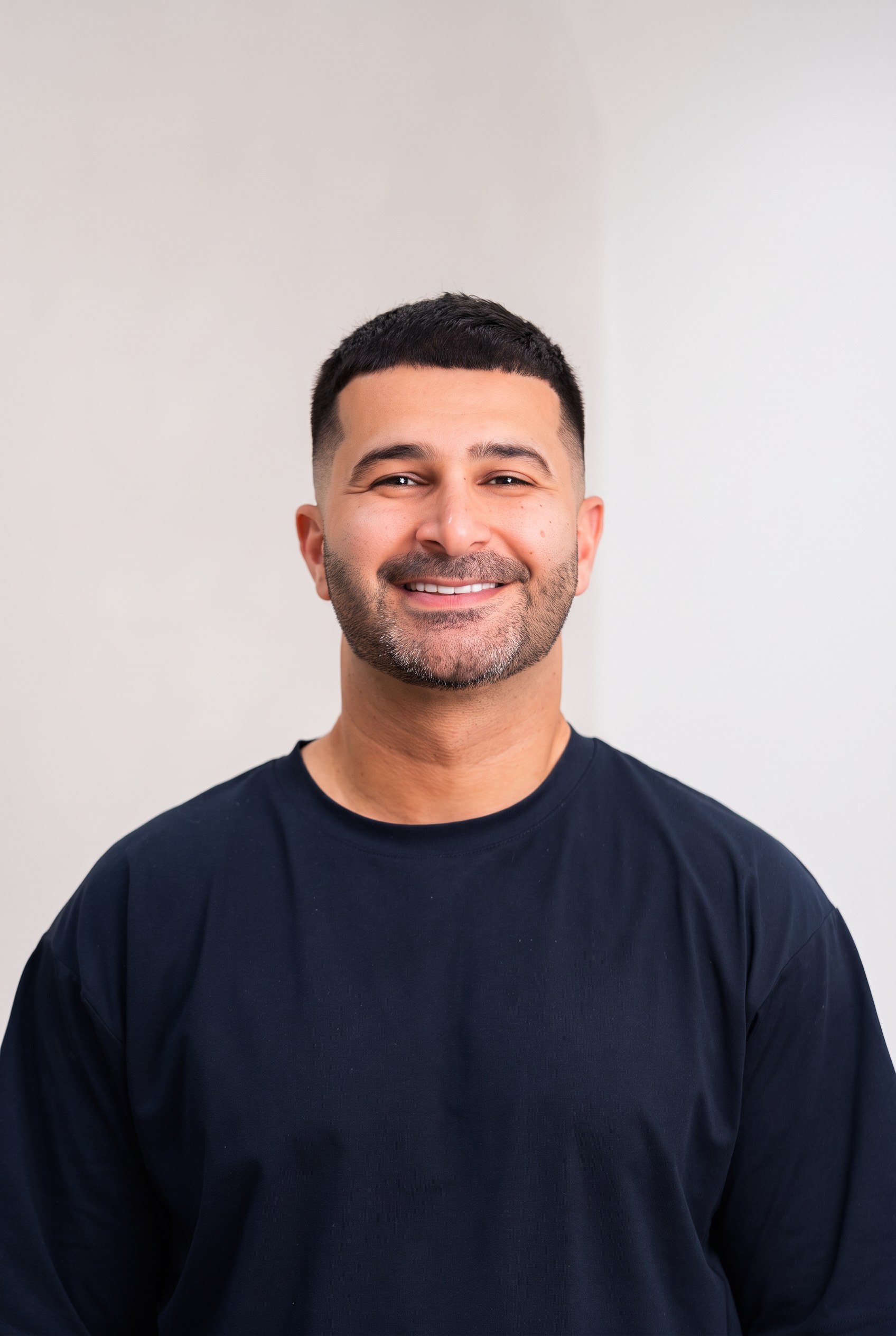 Dr Teki Sowdani, Dentist / Owner at Teeth by Teki